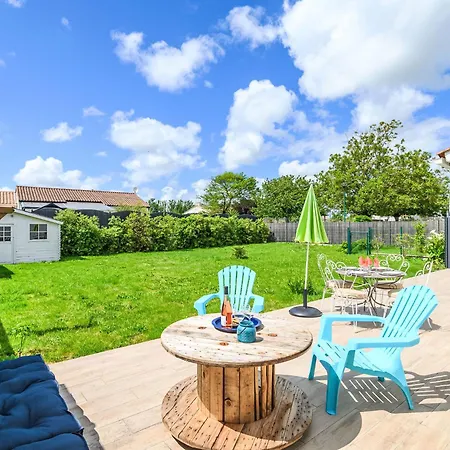 Holiday Home Grand Confort Proche Ocean By Interhome